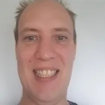 Søren søger job som receptionist / rengøringsassistent / ejendomsfunktionær / bud / køkkenmedarbejder